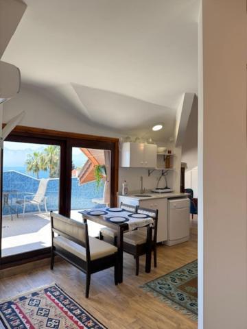 Mavi & Ani Pansiyon Antalya Exterior photo